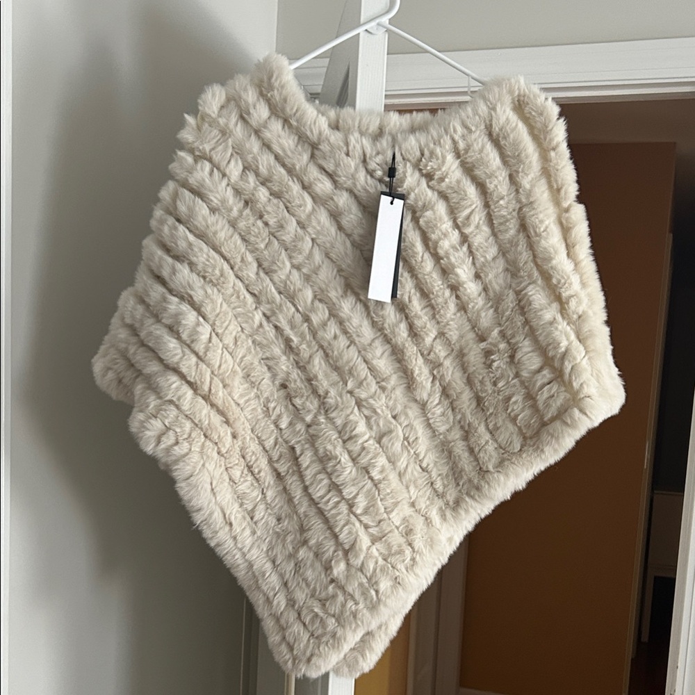 BCBG Luxurious Cream Faux Fur Pancho